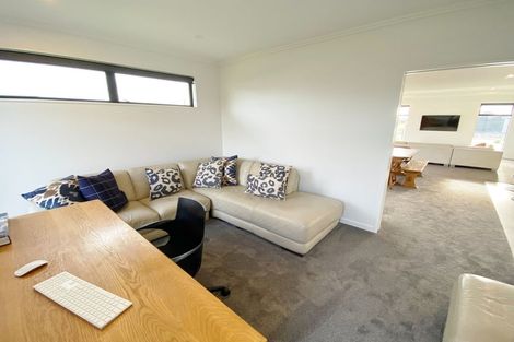 Photo of property in 192 Faringdon Boulevard, Rolleston, 7615