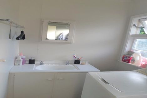 Photo of property in 3/54 View Road, Henderson, Auckland, 0612