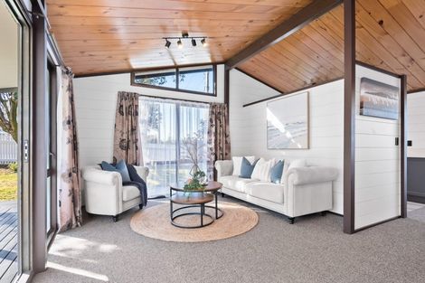 Photo of property in 3 Tasman Road, Otaki Beach, Otaki, 5512