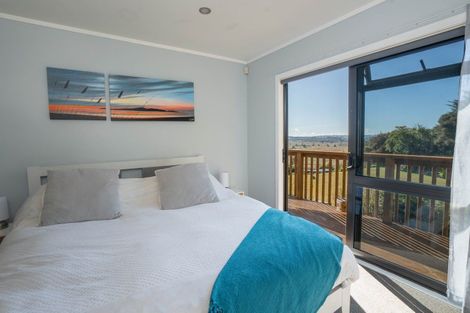 Photo of property in 108 Acacia Heights Drive, Acacia Bay, Taupo, 3385