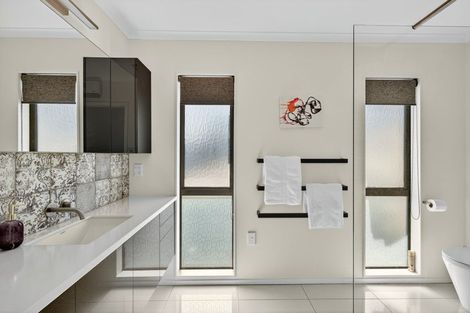 Photo of property in 46 Rockview Place, Mount Pleasant, Christchurch, 8081