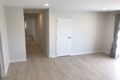 Photo of property in 17 Aileron Rise, Dairy Flat, Albany, 0794