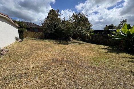 Photo of property in 2/17 Glengarry Road, Glen Eden, Auckland, 0602