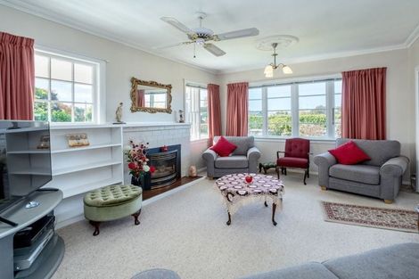 Photo of property in 64 East Street, Greytown, 5712