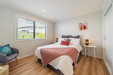 Photo of property in 6 Pateke Drive, Kenepuru, Porirua, 5022