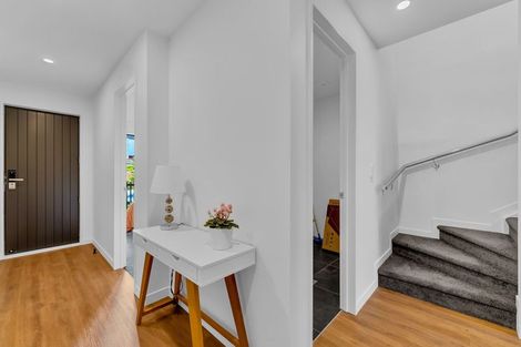 Photo of property in 8 Monstedt Terrace, Windsor Park, Auckland, 0632
