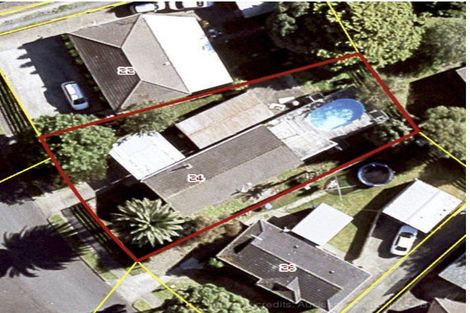 Photo of property in 24 Becker Drive, Weymouth, Auckland, 2103