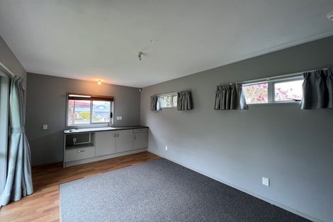 Photo of property in 5 Essendon Court, Glenview, Hamilton, 3206