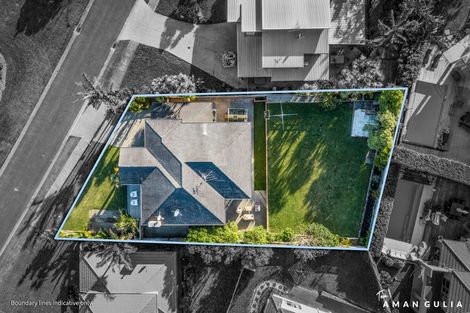 Photo of property in 8 Waikura Drive, Te Atatu Peninsula, Auckland, 0610