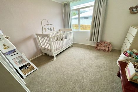 Photo of property in 19a Karaka Street, Wainuiomata, Lower Hutt, 5014