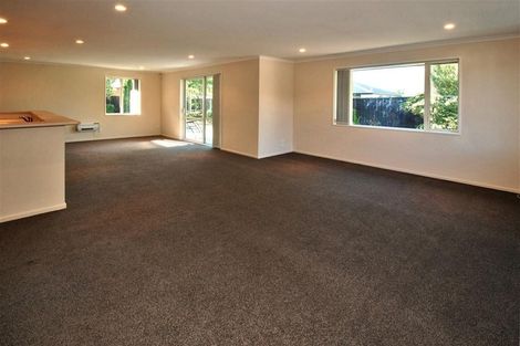 Photo of property in 44 Puhara Avenue, Parklands, Christchurch, 8083
