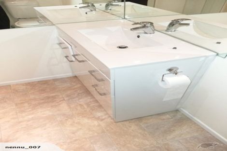 Photo of property in 108a Royal Road, Massey, Auckland, 0614