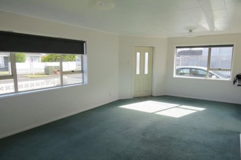 Photo of property in 1 Maranui Street, Welbourn, New Plymouth, 4310