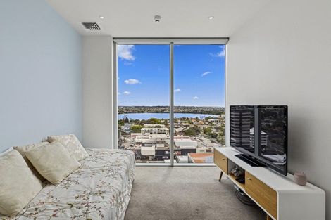 Photo of property in Sentinel Apartments, 1605/3 Northcroft Street, Takapuna, Auckland, 0622
