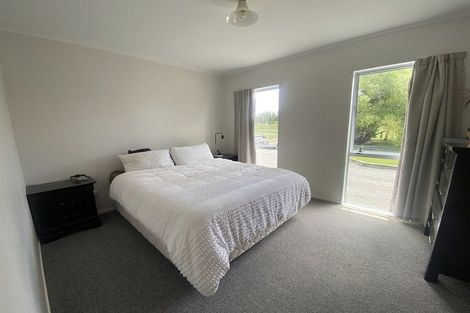 Photo of property in 2510 State Highway 2, Waipukurau, 4281