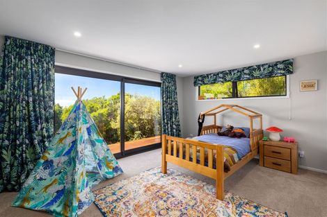 Photo of property in 155 Moncks Spur Road, Mount Pleasant, Christchurch, 8081