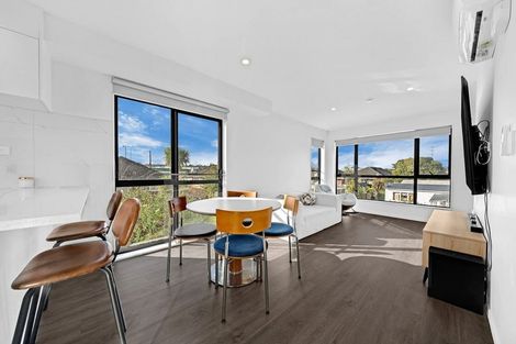 Photo of property in 3/45 Dale Crescent, Pakuranga, Auckland, 2010