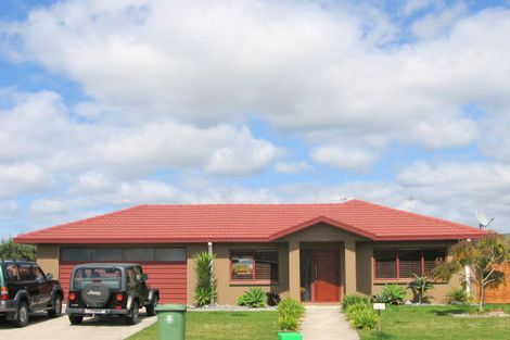 Photo of property in 6 Blake Boulevard, Papamoa Beach, Papamoa, 3118