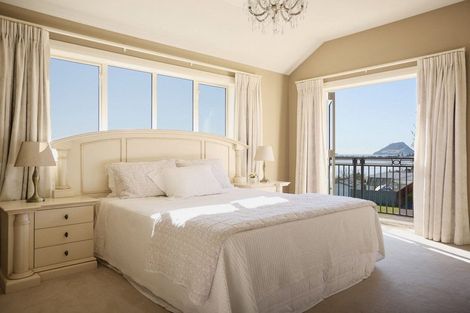 Photo of property in 1 Edgecumbe Road, Tauranga, 3110