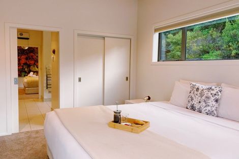 Photo of property in 17 Lookout Drive, Mount Creighton, Queenstown, 9371