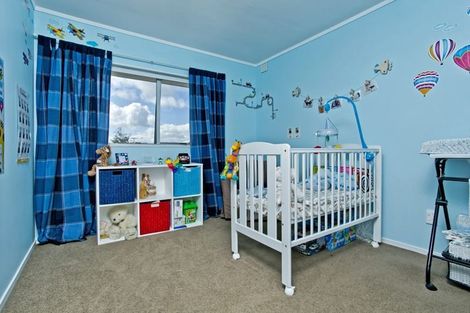 Photo of property in 130 Manuka Road, Bayview, Auckland, 0629
