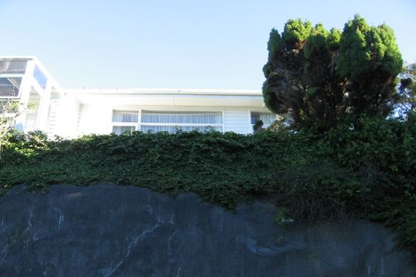 Photo of property in 1 Rajputana Way, Khandallah, Wellington, 6035