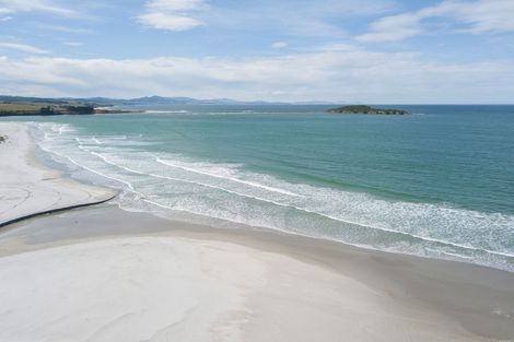 Photo of property in 125 Moturata Road, Taieri Beach, Taieri Mouth, 9091