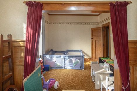 Photo of property in 76 Wharfe Street, South Hill, Oamaru, 9400