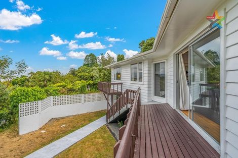 Photo of property in 42 Akatea Road, Korokoro, Lower Hutt, 5012