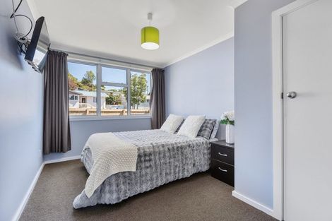 Photo of property in 9 Regent Place, Blagdon, New Plymouth, 4310