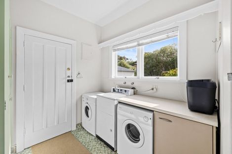 Photo of property in 1 Pohutukawa Place, Mangawhai Heads, Mangawhai, 0505