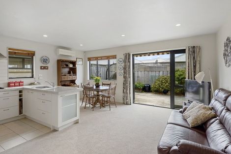 Photo of property in 19d Gamblins Road, Saint Martins, Christchurch, 8022