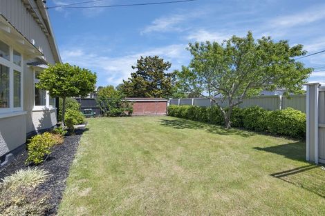 Photo of property in 30 Gamblins Road, Saint Martins, Christchurch, 8022