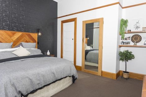 Photo of property in 11 Albert Street, Dannevirke, 4930