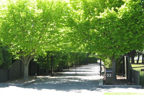Photo of property in 33 Hawthornden Road, Avonhead, Christchurch, 8042