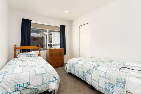 Photo of property in 42 Beauford Place, Parklands, Christchurch, 8083