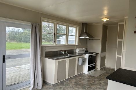 Photo of property in 25 Stanly Street, Eketahuna, 4900