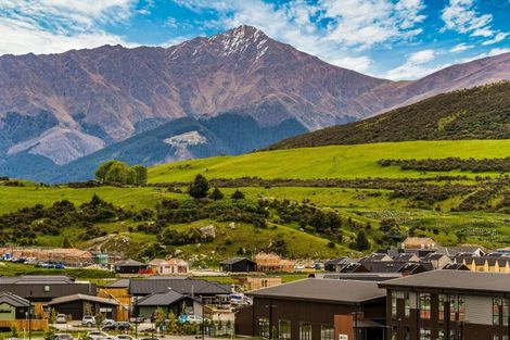 Photo of property in 19 Cunninghams Drive, Jacks Point, Queenstown, 9371