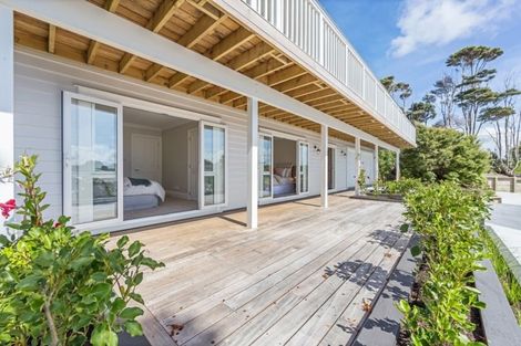 Photo of property in 2e Vipond Road, Stanmore Bay, Whangaparaoa, 0932
