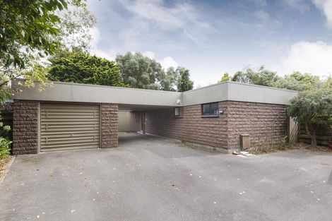 Photo of property in 32 Humphries Place, Awapuni, Palmerston North, 4412