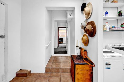 Photo of property in 5 Totara Terrace, Inglewood, 4330