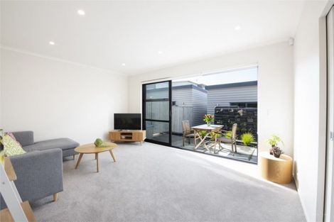 Photo of property in 45 Eugenia Rise, Totara Heights, Auckland, 2105