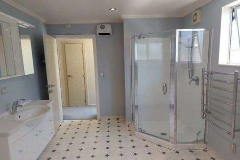 Photo of property in 13 Colin Guppy Crescent, Riverstone Terraces, Upper Hutt, 5018