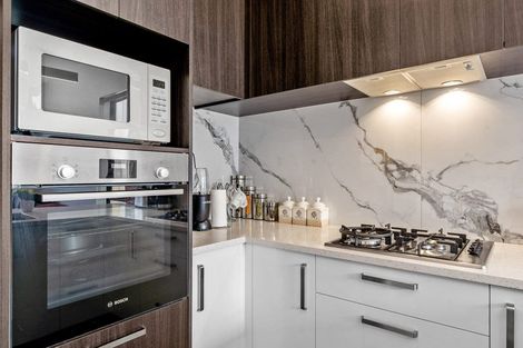 Photo of property in 37 Kairakau Street, Papakura, 2110