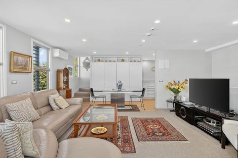 Photo of property in 2/31 Chester Street West, Christchurch Central, Christchurch, 8013