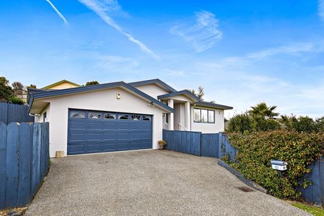 Photo of property in 27 Donald Street, Stanmore Bay, Whangaparaoa, 0932