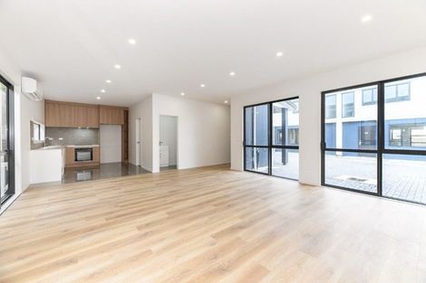 Photo of property in 4b Geordie Street, Henderson, Auckland, 0612