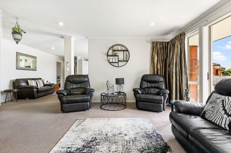 Photo of property in 8 Savannah Place, Rototuna North, Hamilton, 3210