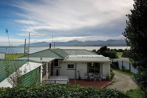 Photo of property in 18 Lake Ferry Road, Lake Ferry, Featherston, 5772