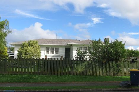 Photo of property in 1 Karina Place, Glen Eden, Auckland, 0602